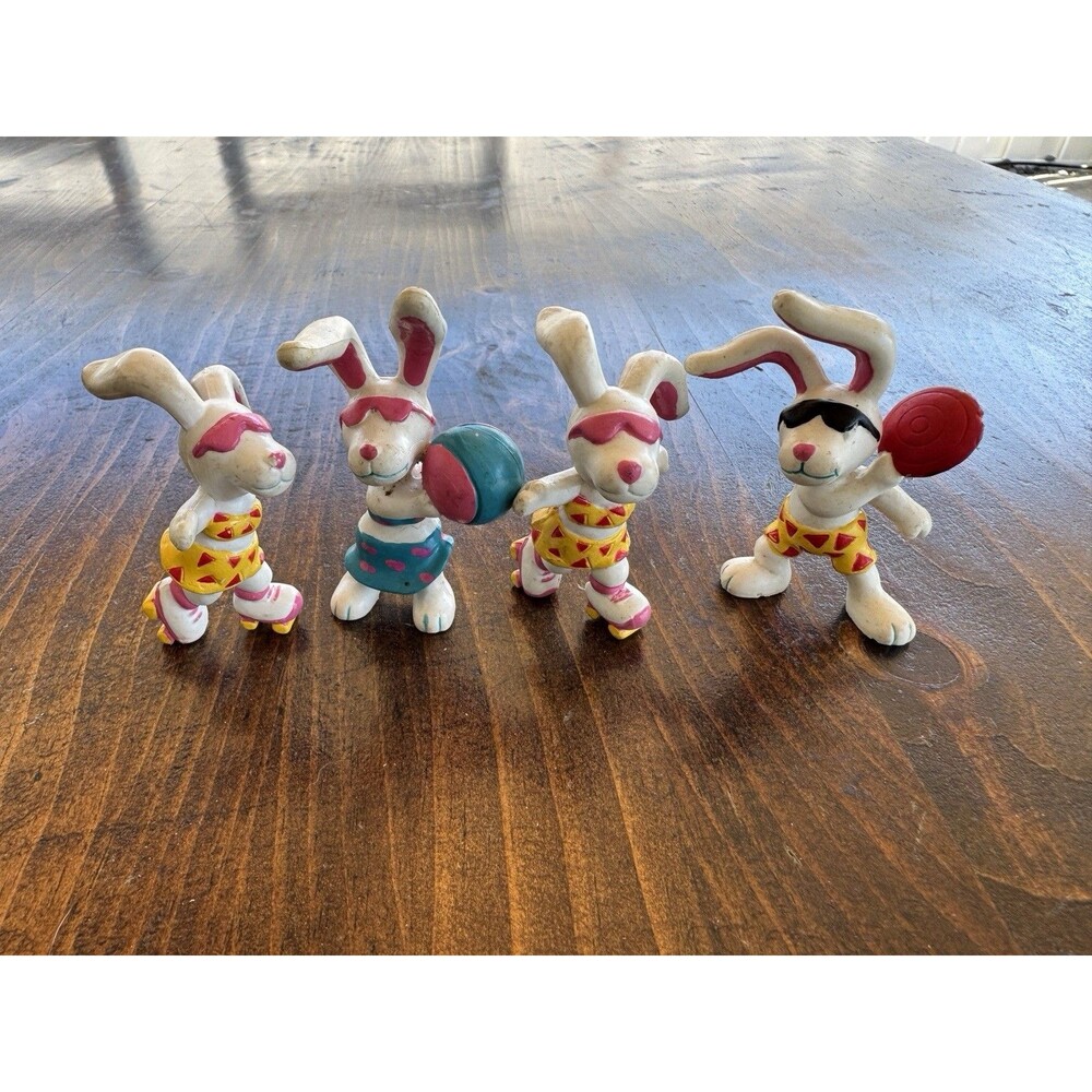 Vintage Applause Easter Bunny Figurines Roller Skating Sports Lot of 4 1993